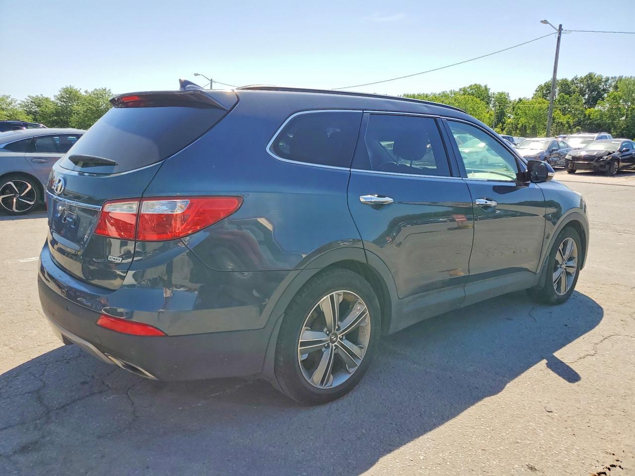 2016 Hyundai Santa Fe Se - Фото 3