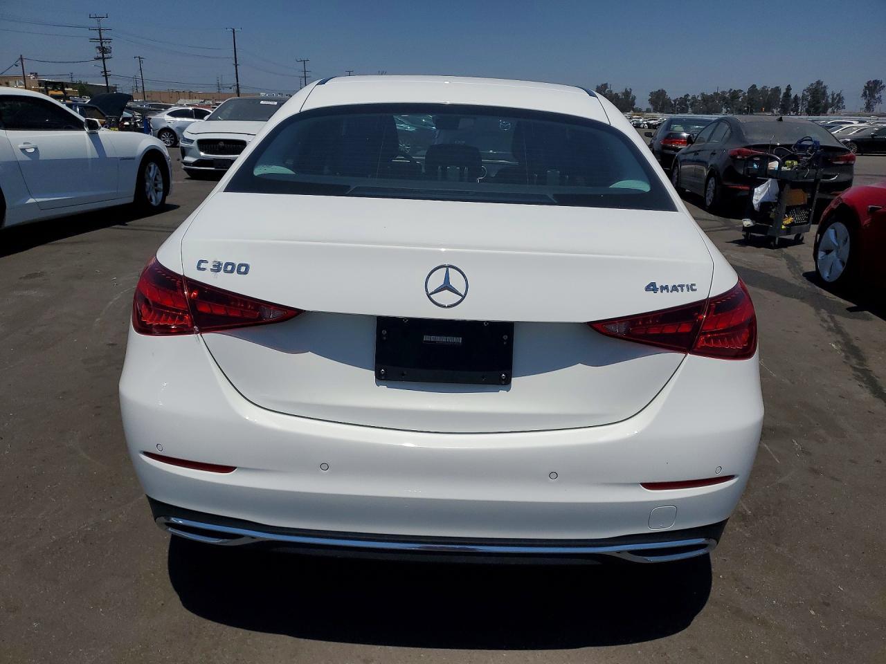 2025 Mercedes-Benz C 300 4Matic - Image 6