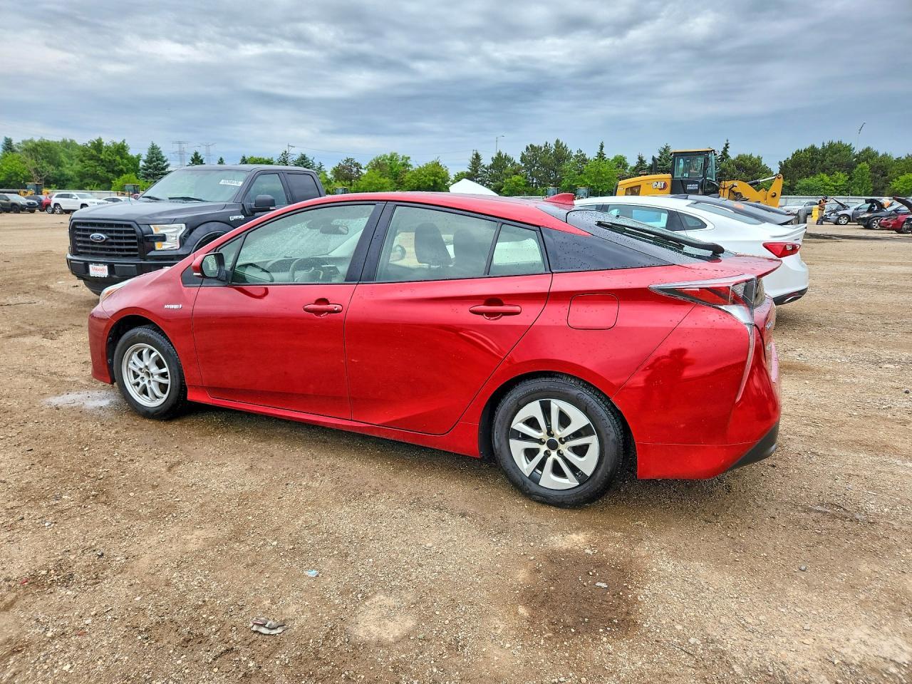 2017 Toyota Prius Two - Фото 2