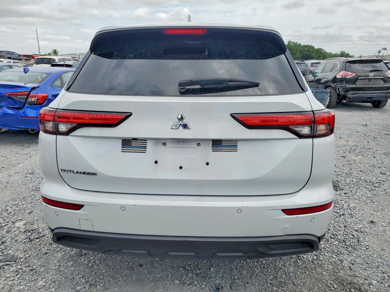 2024 Mitsubishi Outlander Es - Фото 6