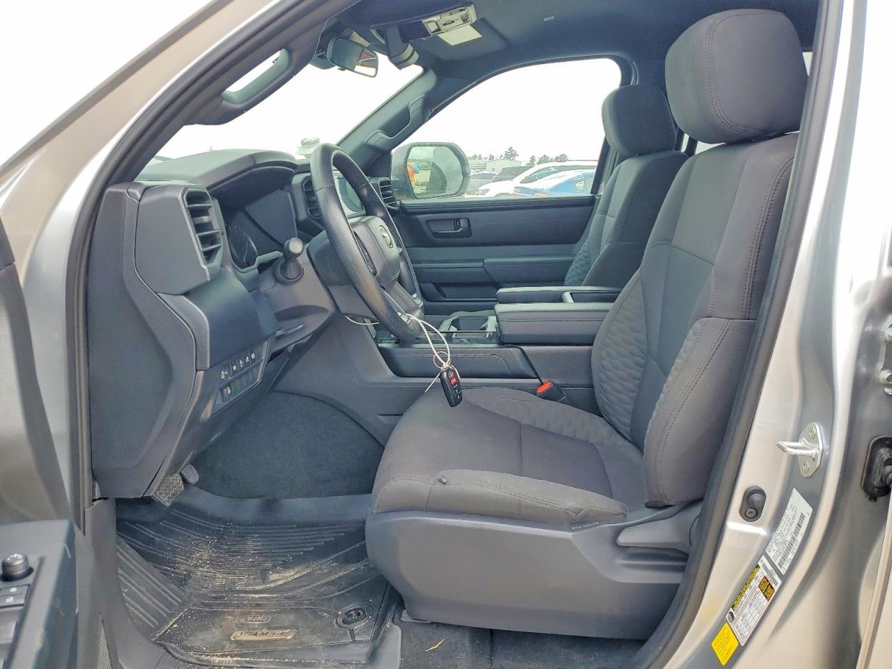 2025 Toyota Tundra Sr - Фото 7
