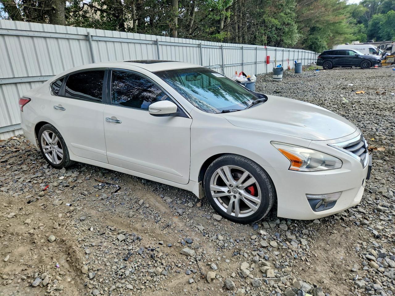 2015 Nissan Altima 3.5 Sl - Image 4