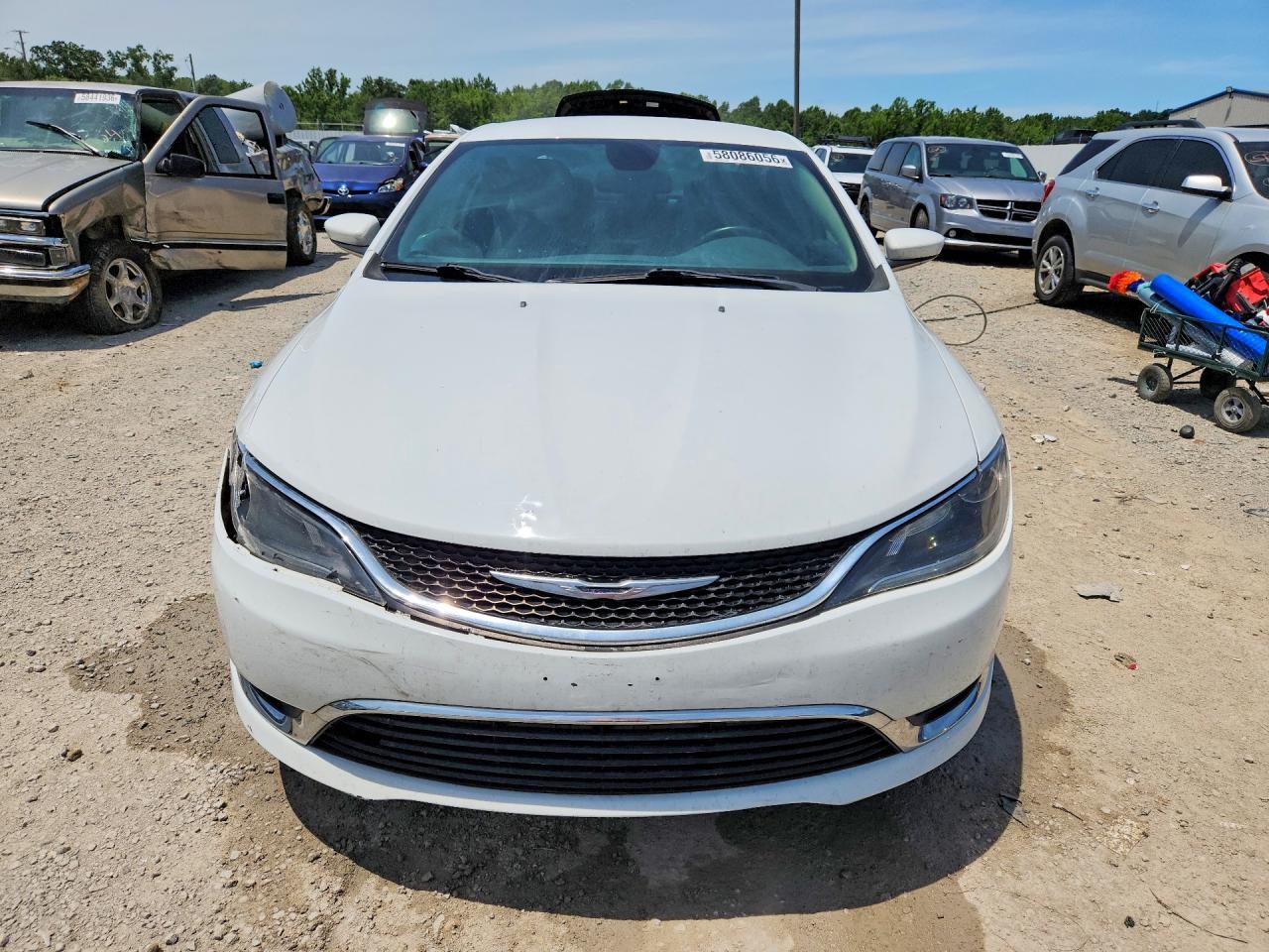 2016 Chrysler 200 Limited - Image 5