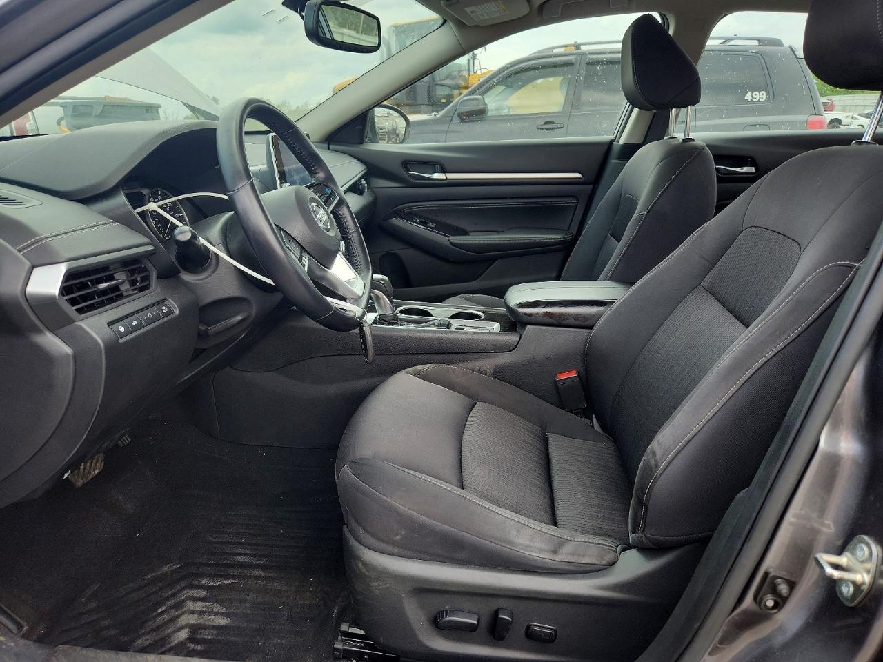 2020 Nissan Altima Sv - Image 7