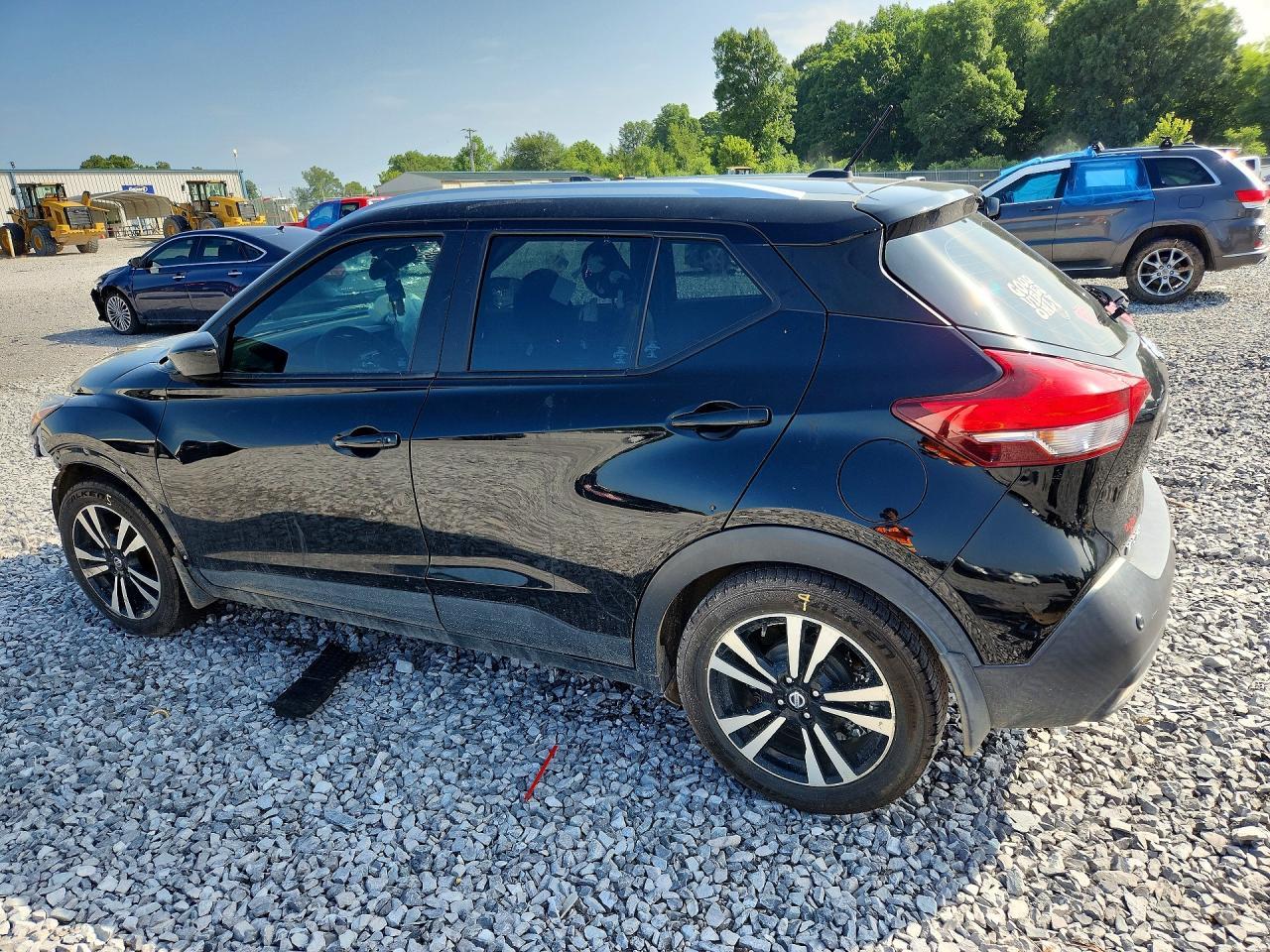 2020 Nissan Kicks Sv - Фото 2