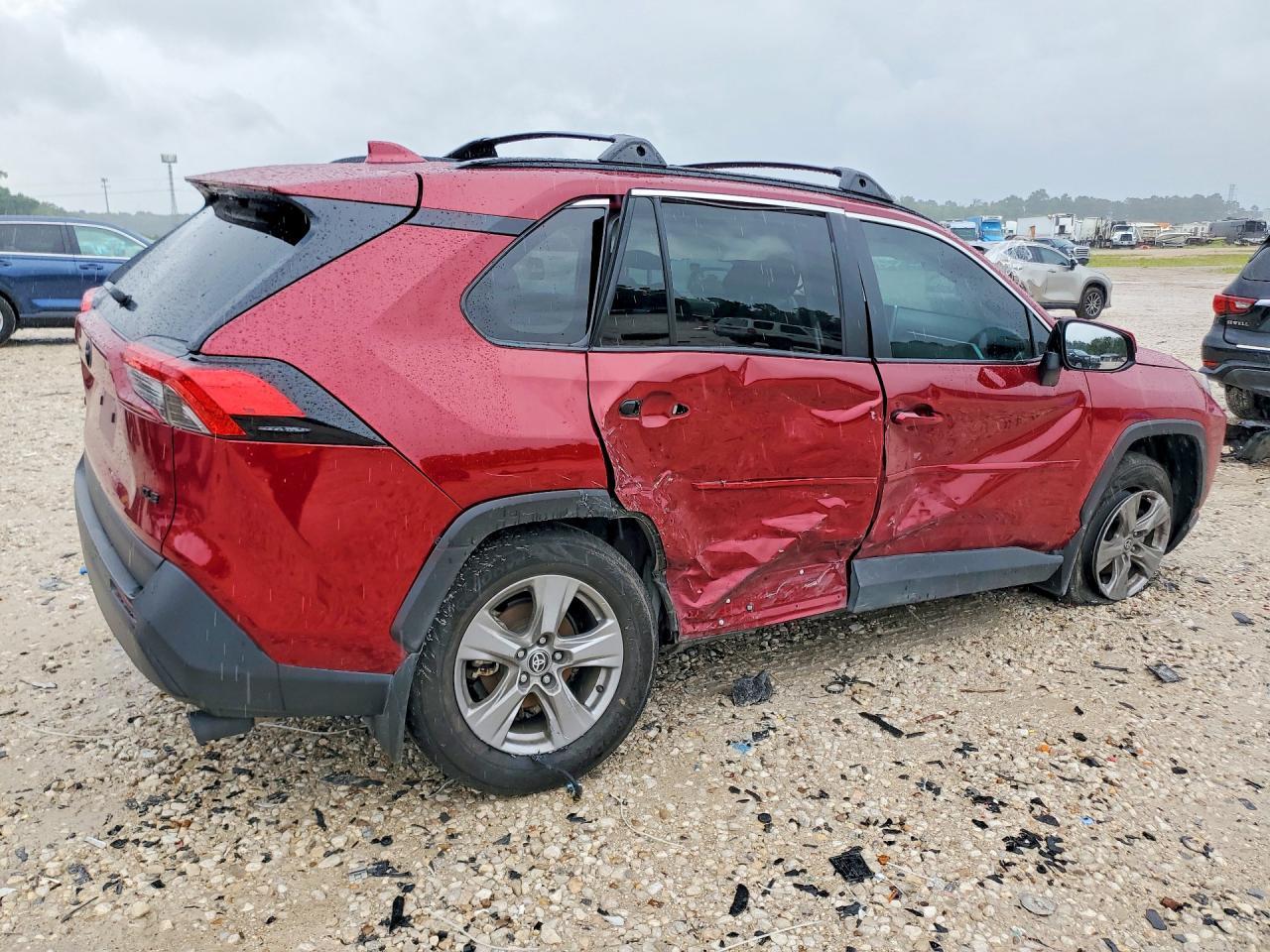 2024 Toyota Rav4 Xle - Image 3