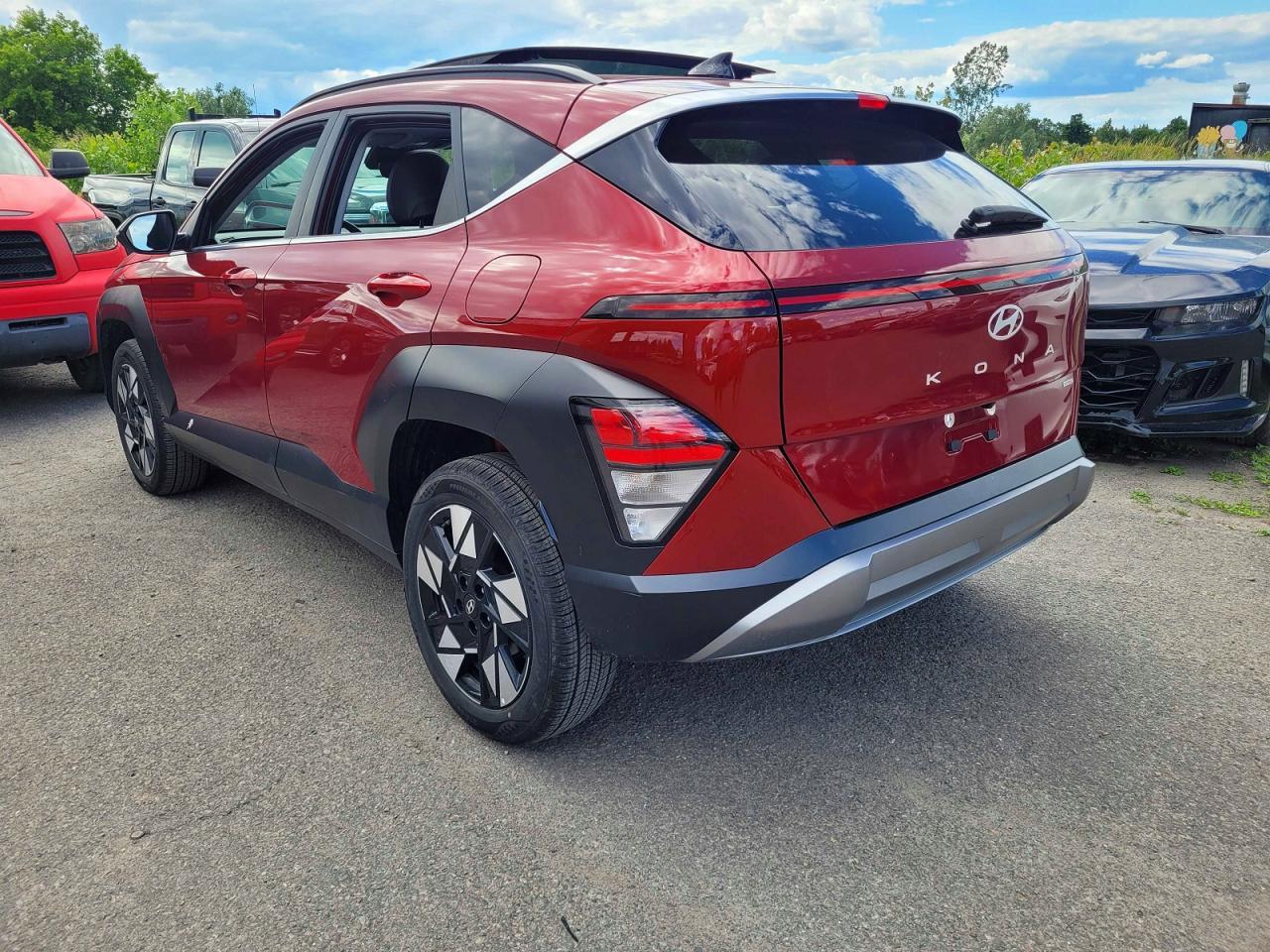 2025 Hyundai Kona Sel - Image 3