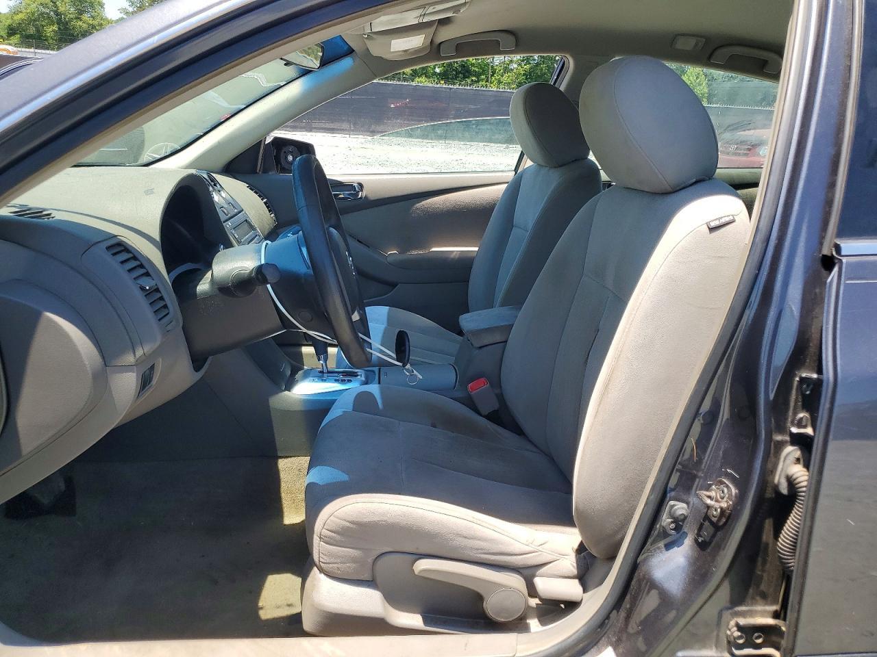 2010 Nissan Altima 2.5 - Фото 7