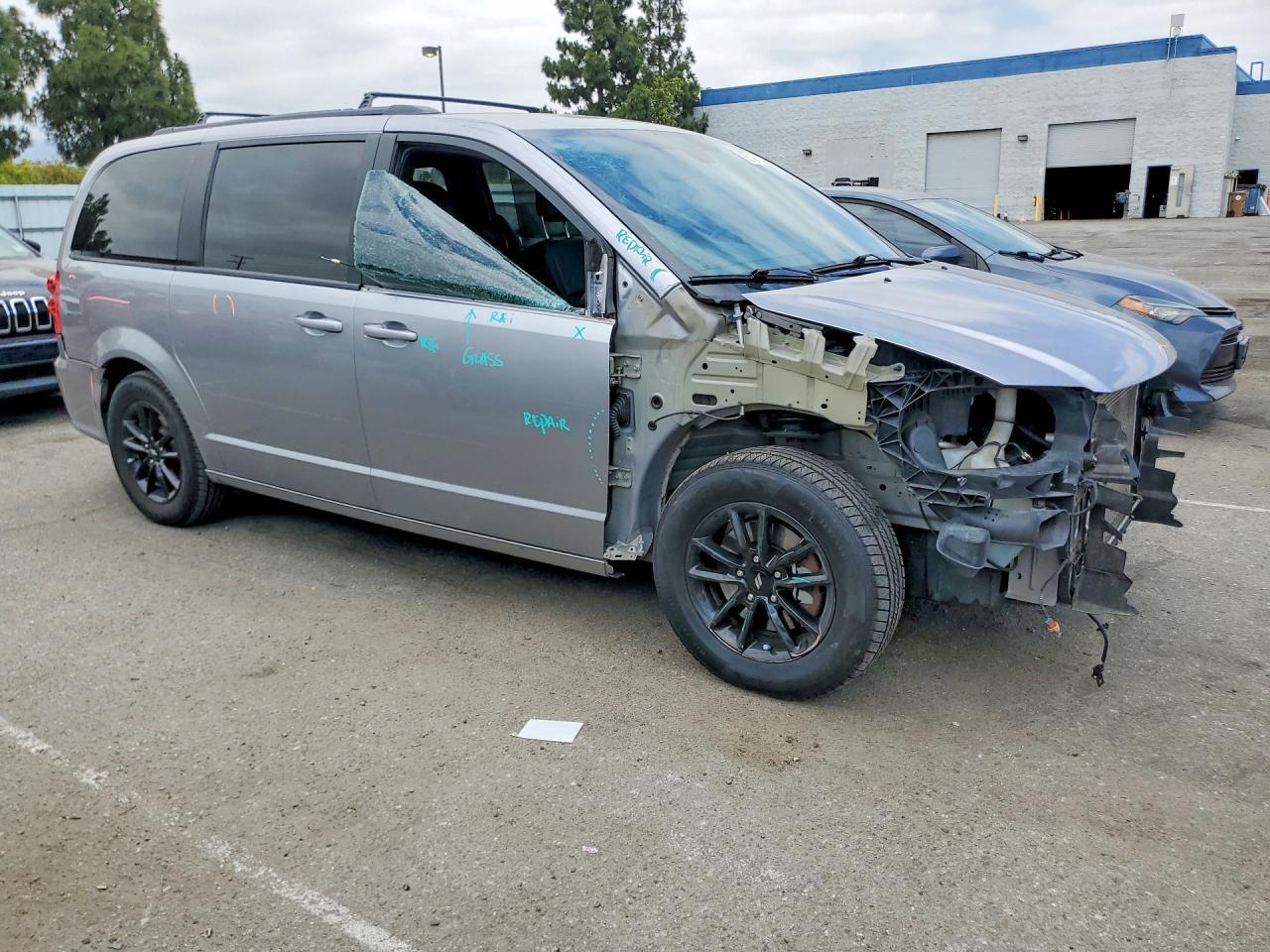2019 Dodge Grand Caravan Gt - Фото 4