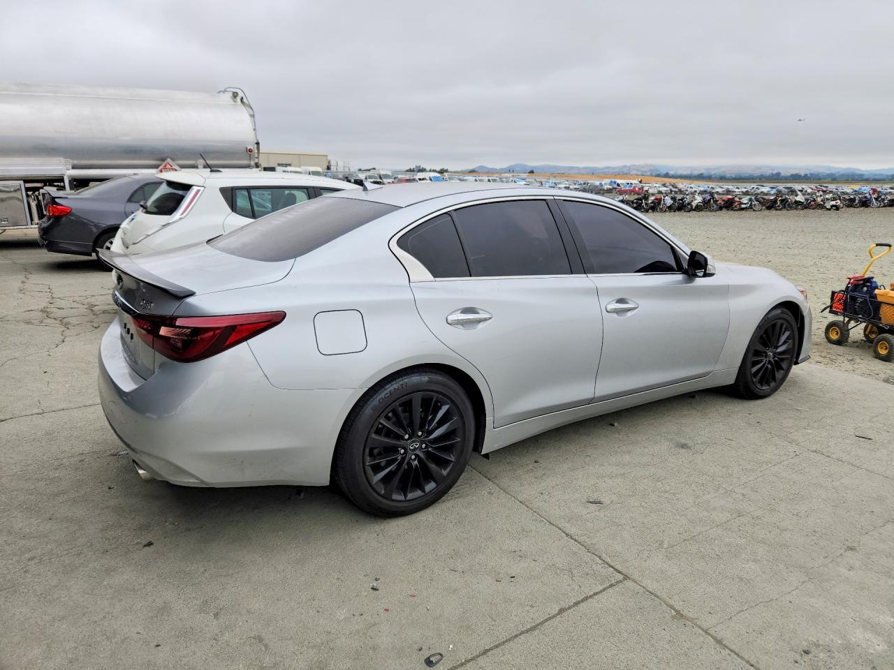 2019 Infiniti Q50 3.0T Luxe - Фото 3