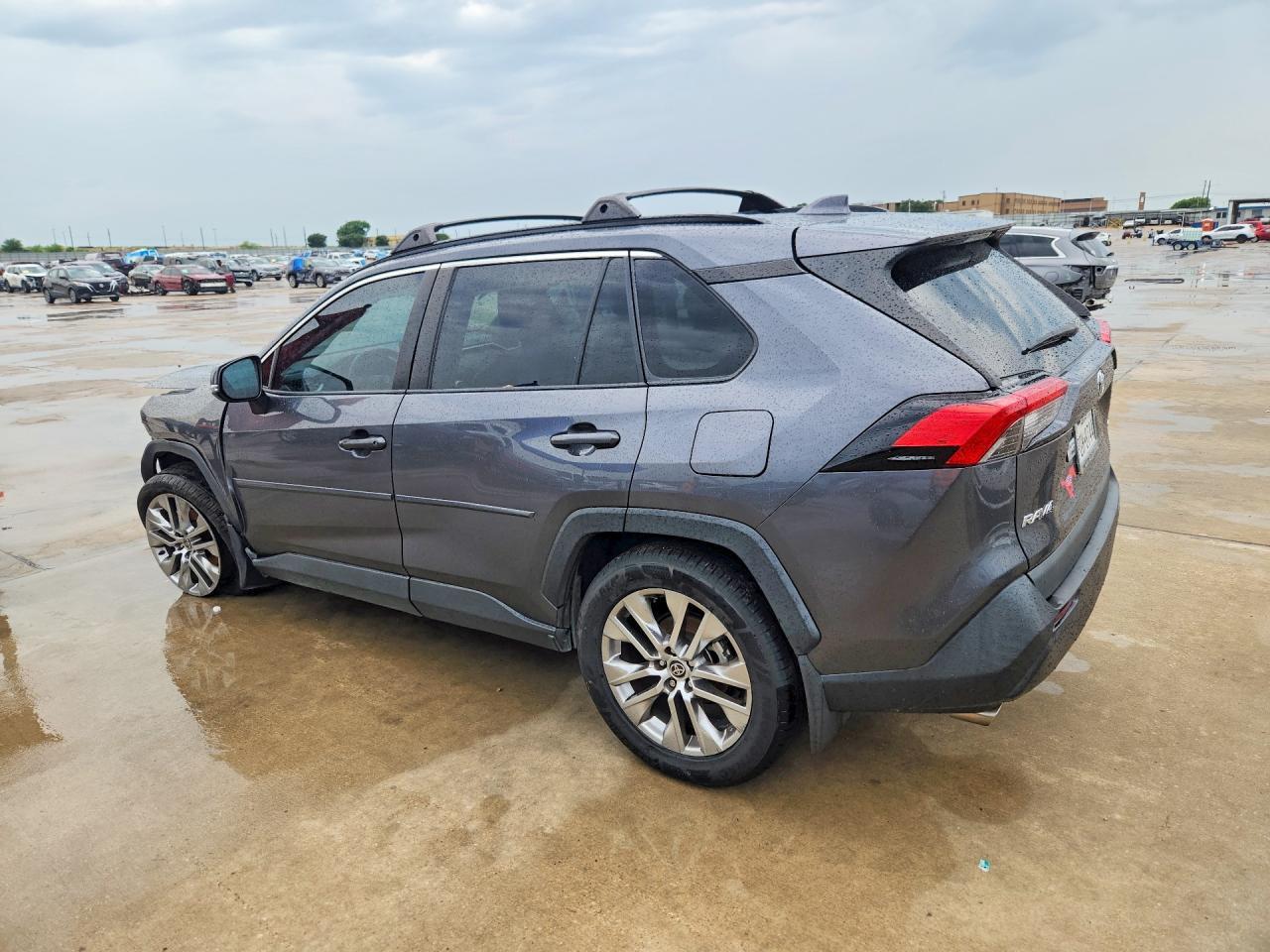 2021 Toyota Rav4 Xle Premium - Image 2