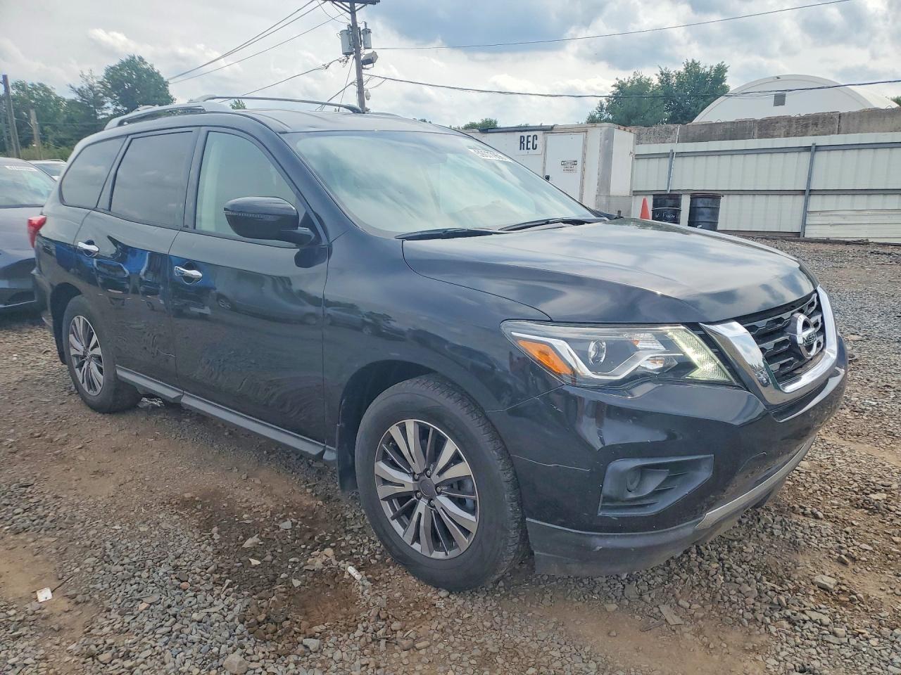 2019 Nissan Pathfinder S - Фото 4