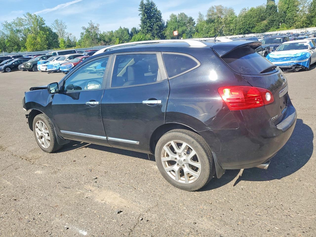 2012 Nissan Rogue S - Image 2