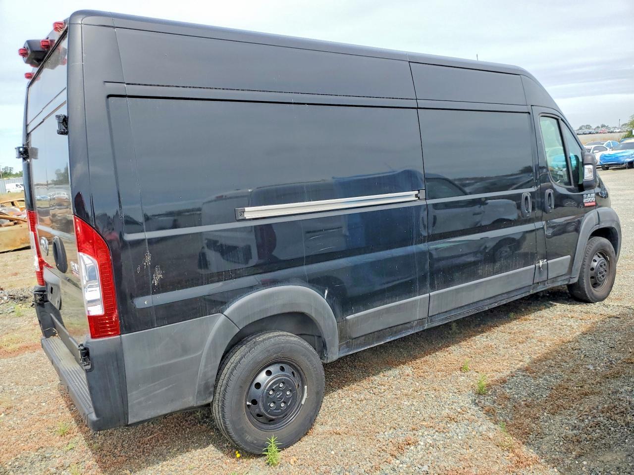 2021 Ram Promaster 1500 Delivery Van - Фото 3
