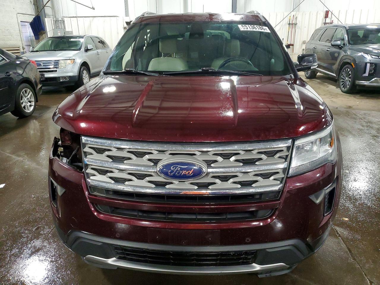 2018 Ford Explorer Xlt - Фото 5