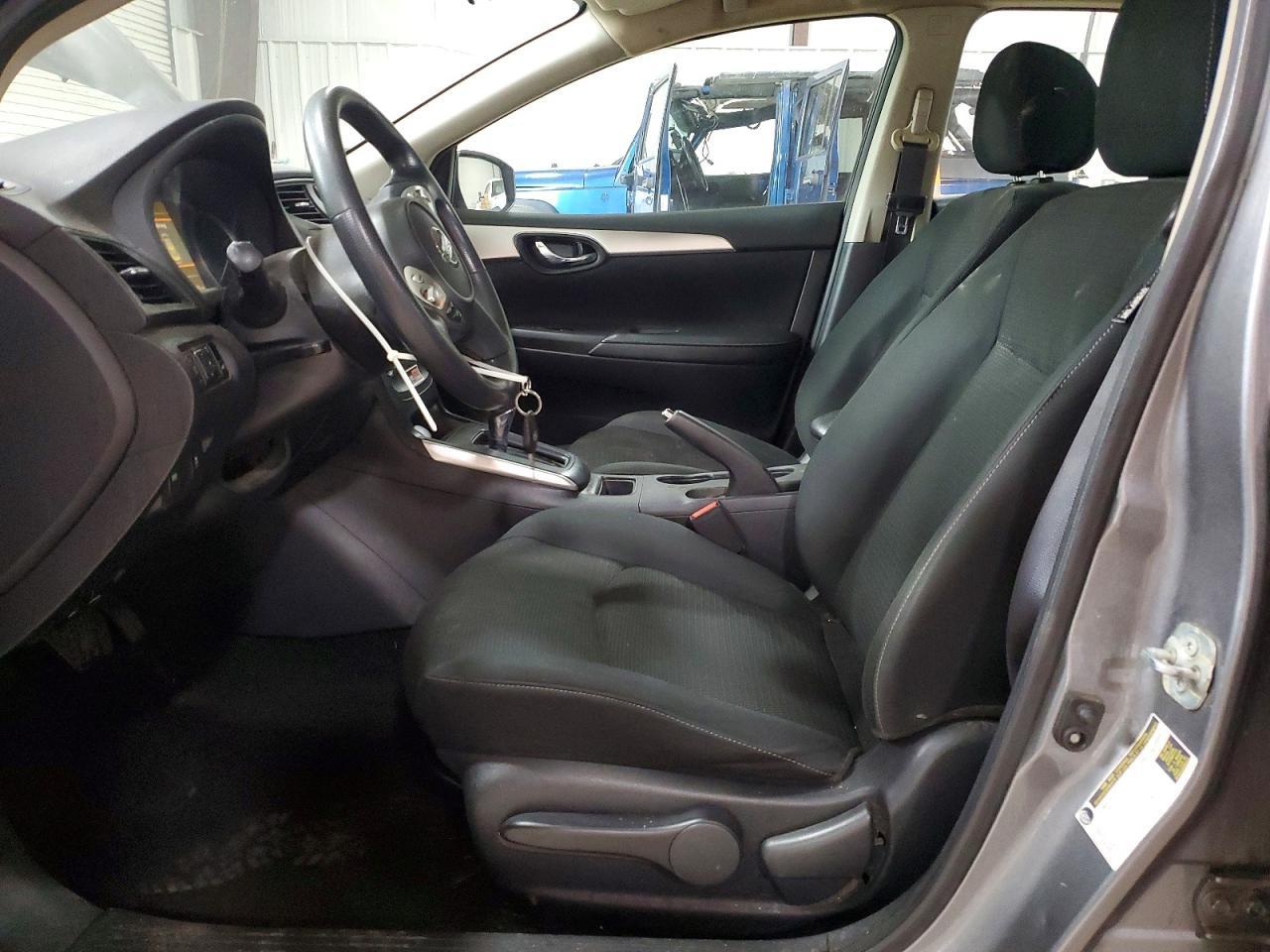 2019 Nissan Sentra S - Фото 7