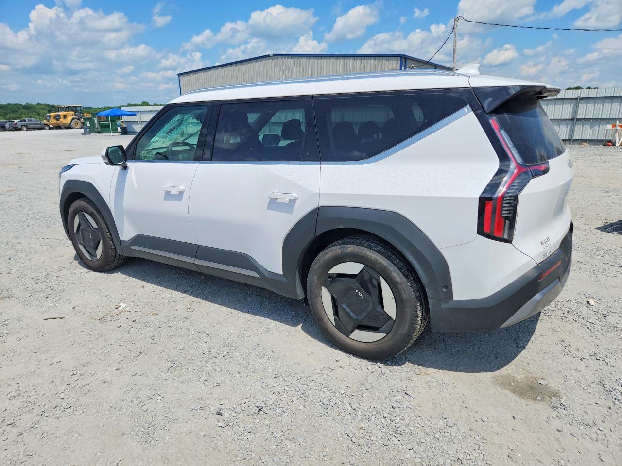 2026 Kia Ev9 Wind - Image 2