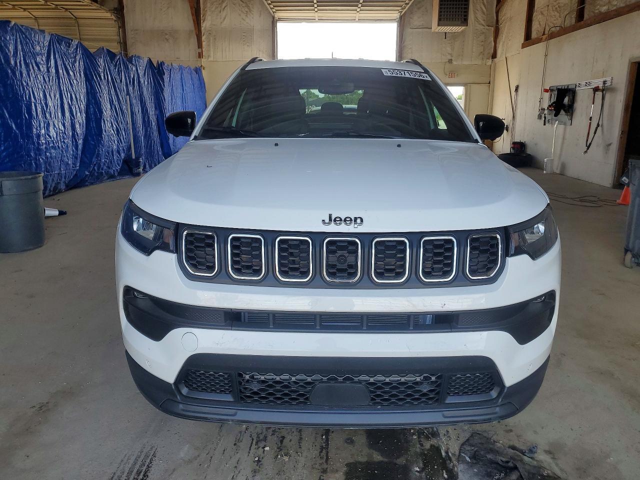 2024 Jeep Compass Latitude - Image 5