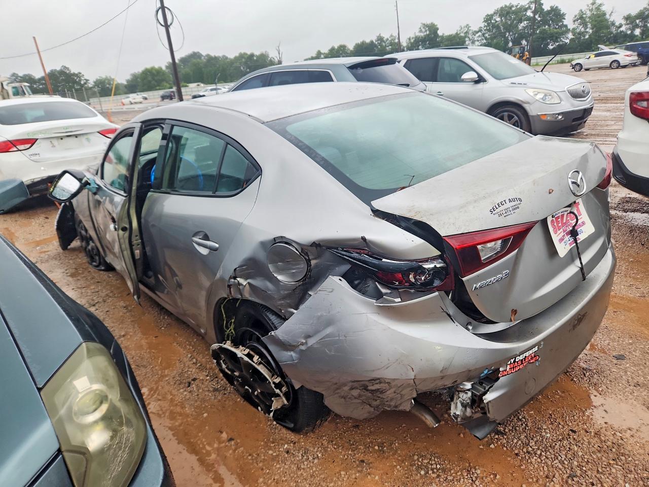 2015 Mazda 3 Sport - Фото 2