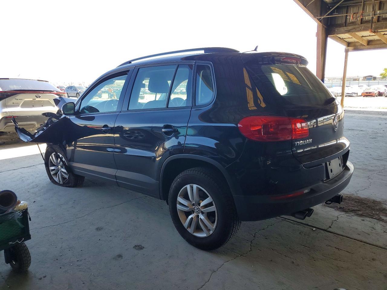 2016 Volkswagen Tiguan S - Image 2