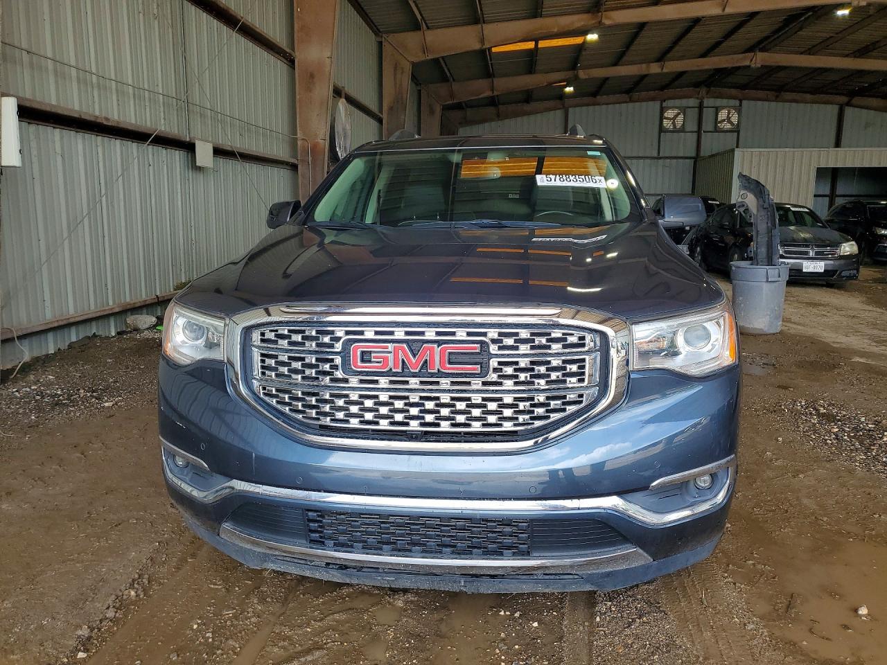 2019 GMC Acadia Denali - Image 5