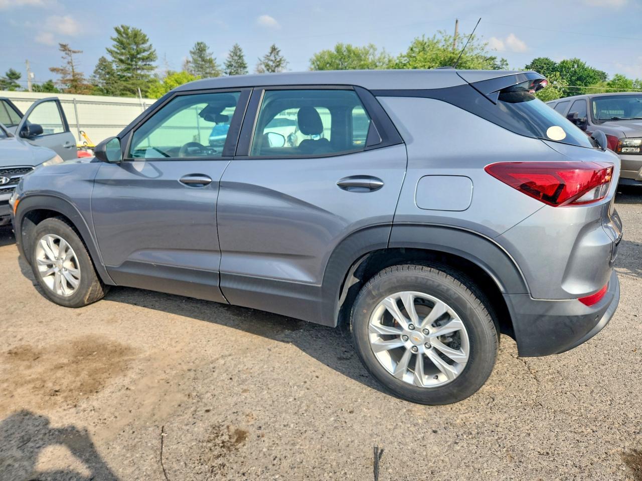 2021 Chevrolet Trailblazer Ls - Фото 2