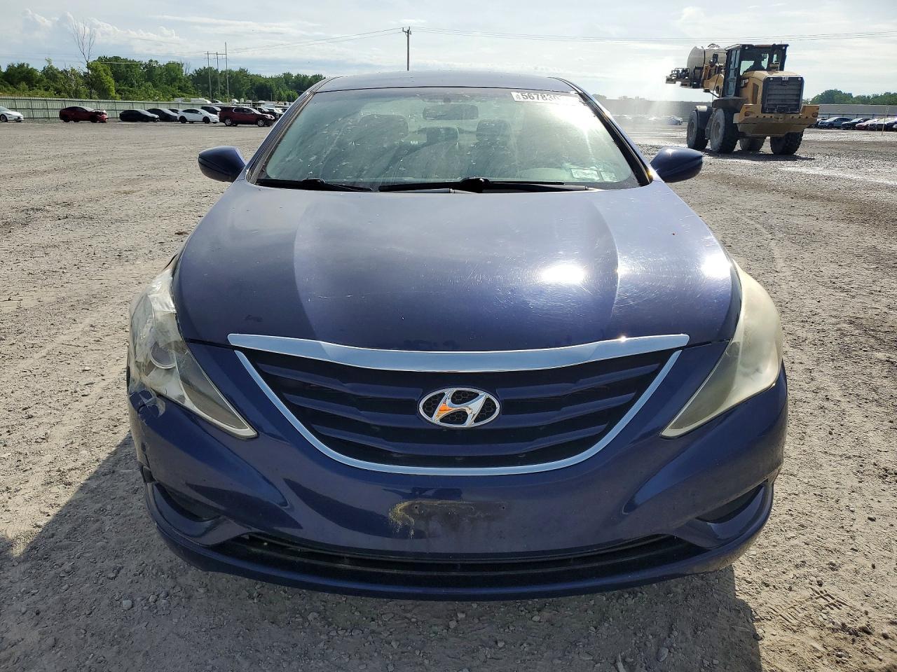 2011 Hyundai Sonata - Image 5