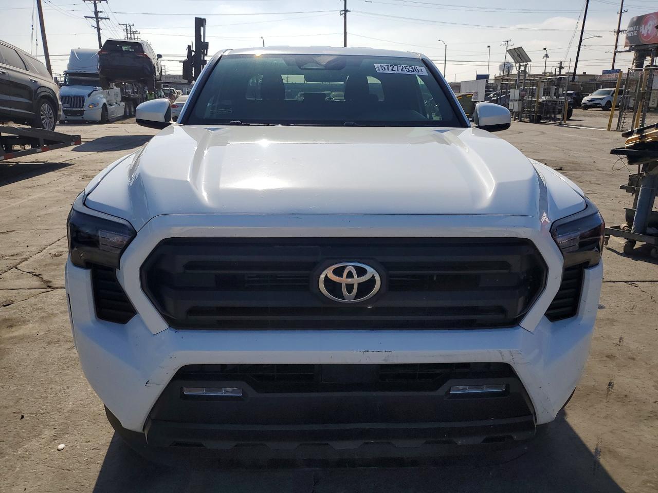 2025 Toyota Tacoma Sr5 - Image 5