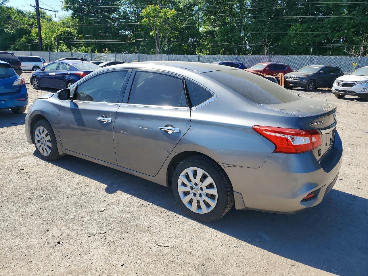 2016 Nissan Sentra S - Фото 2