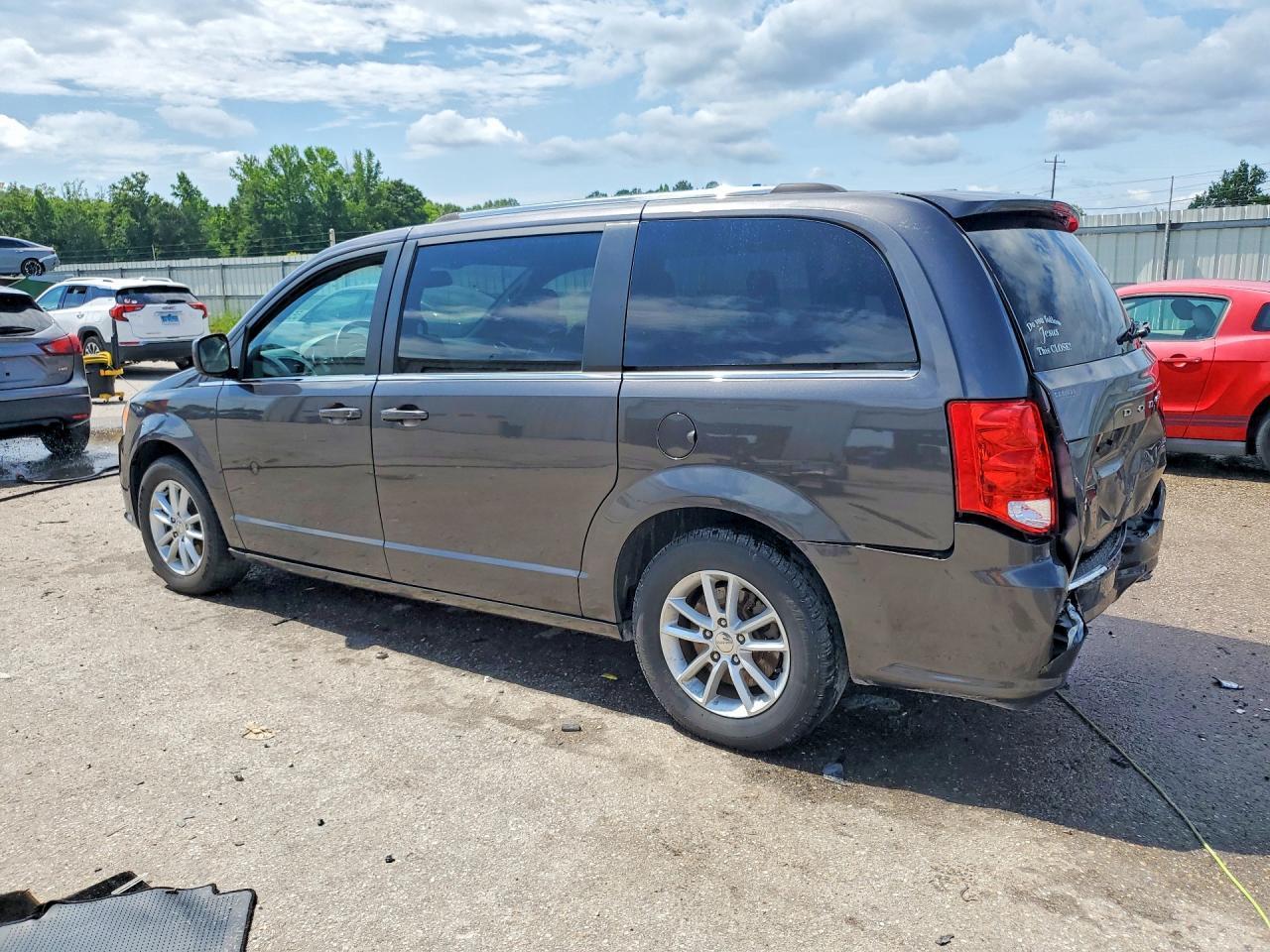 2019 Dodge Grand Caravan Sxt - Фото 2