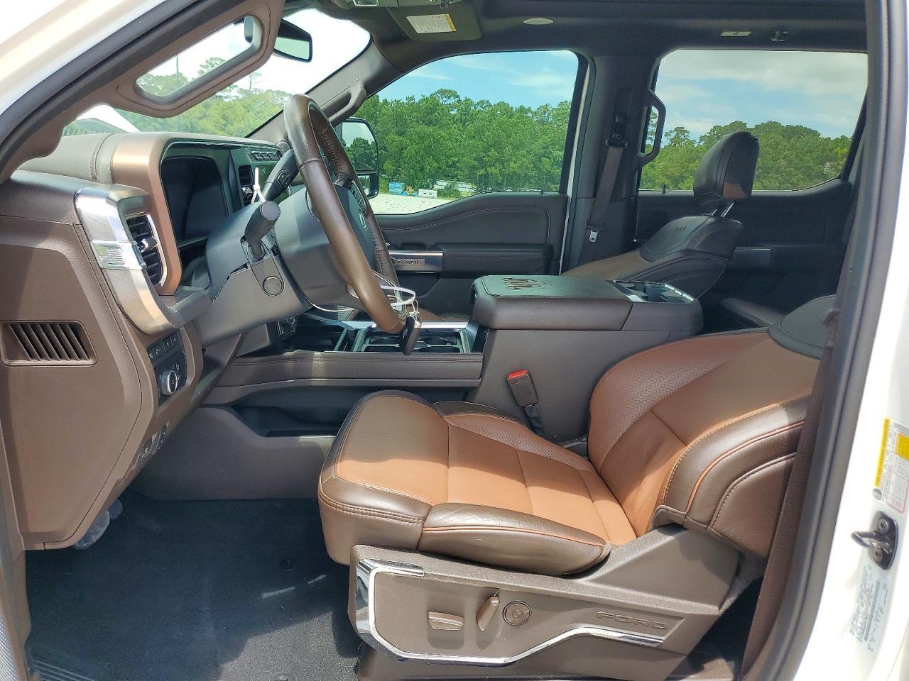 2024 Ford F250 Super Duty - Фото 7