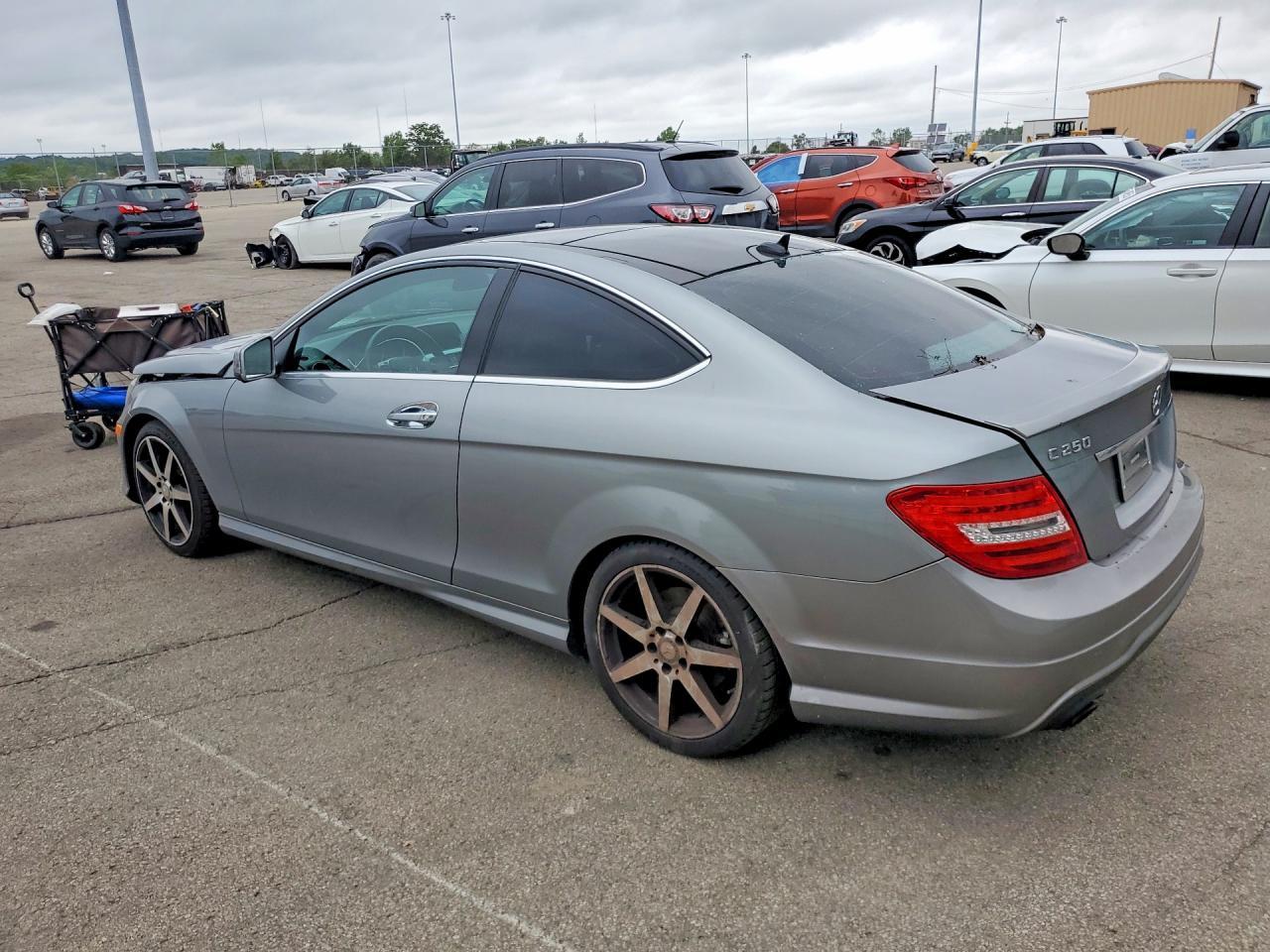 2015 Mercedes-Benz C 250 - Image 2
