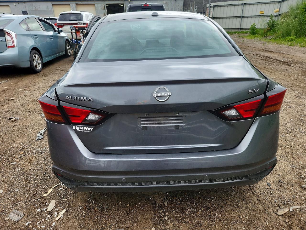 2024 Nissan Altima Sv - Image 6