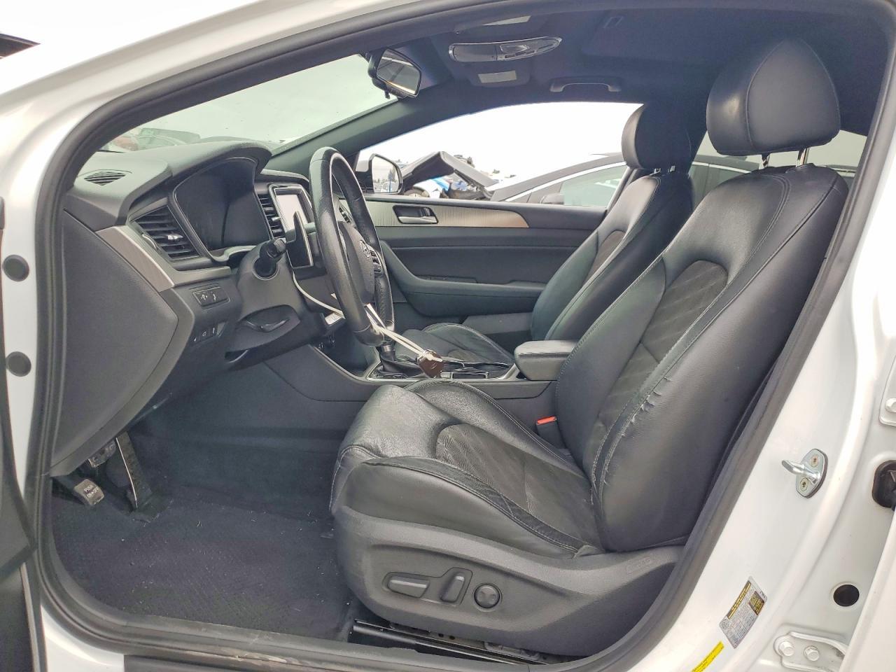 2018 Hyundai Sonata Sport 2.0T - Image 7