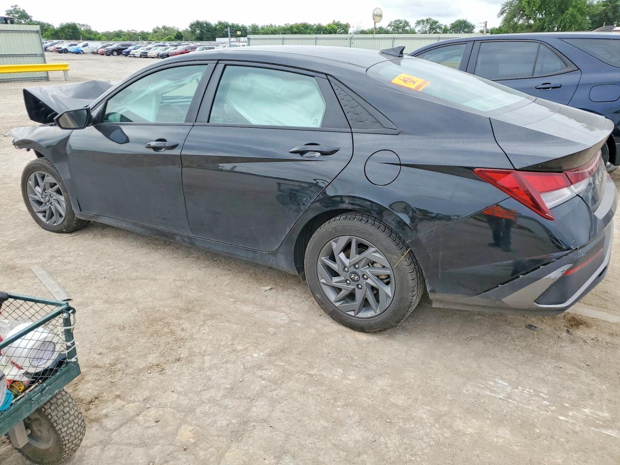 2024 Hyundai Elantra Sel - Фото 2