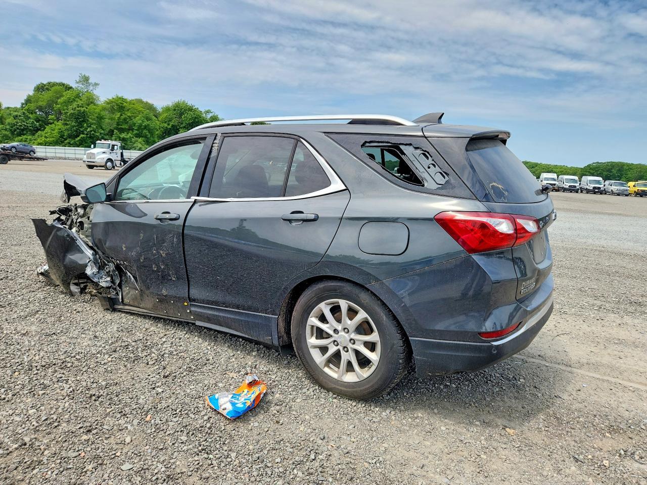 2020 Chevrolet Equinox Lt - Image 2