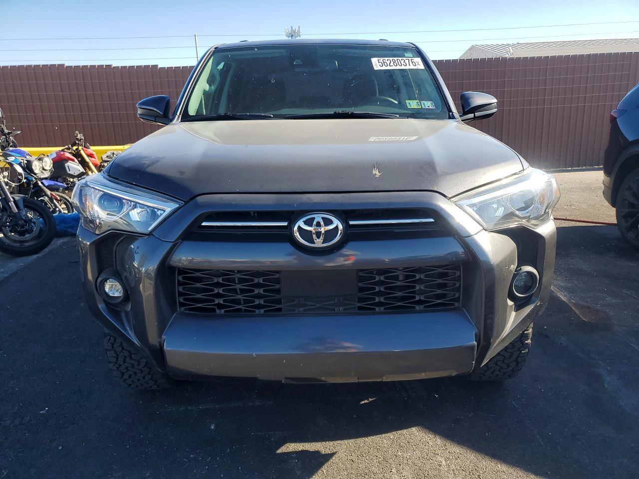2021 Toyota 4Runner Sr5 - Image 5