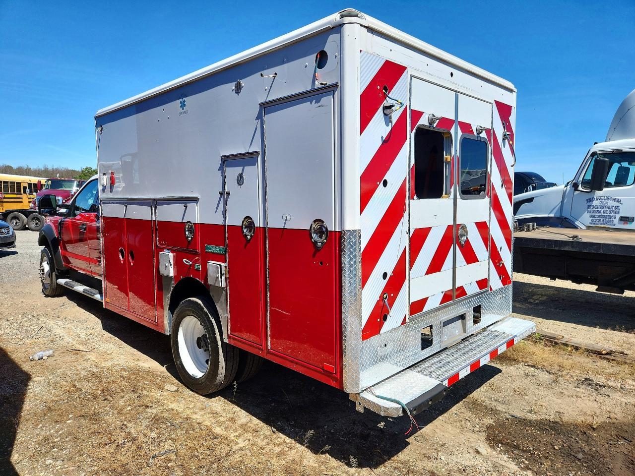 2020 Ford F550 Super Duty - Фото 2