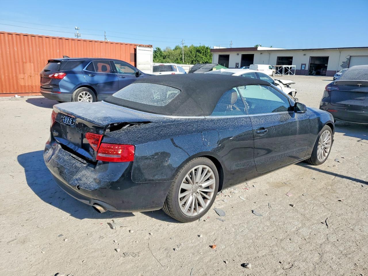 2010 Audi A5 Premium Plus - Фото 3