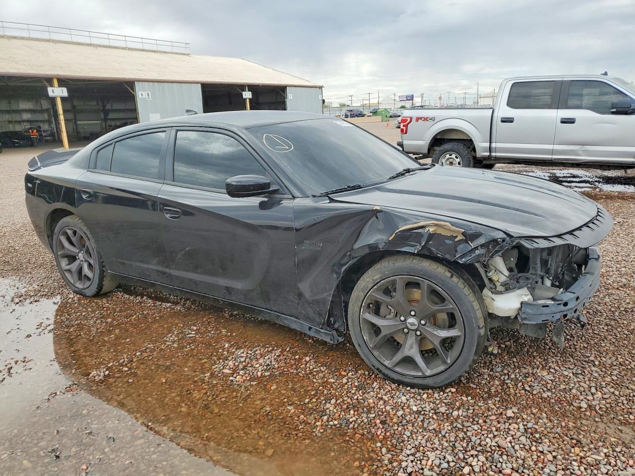 2017 Dodge Charger R/T - Image 4
