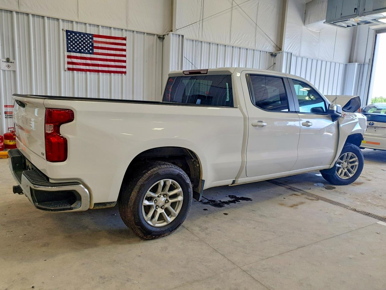 2023 Chevrolet Silverado K1500 Lt - Image 3