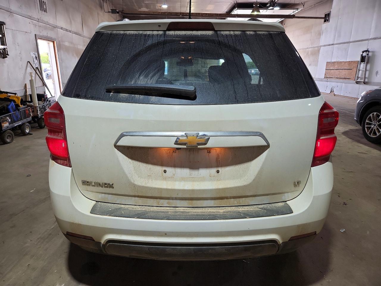 2017 Chevrolet Equinox Lt - Image 6