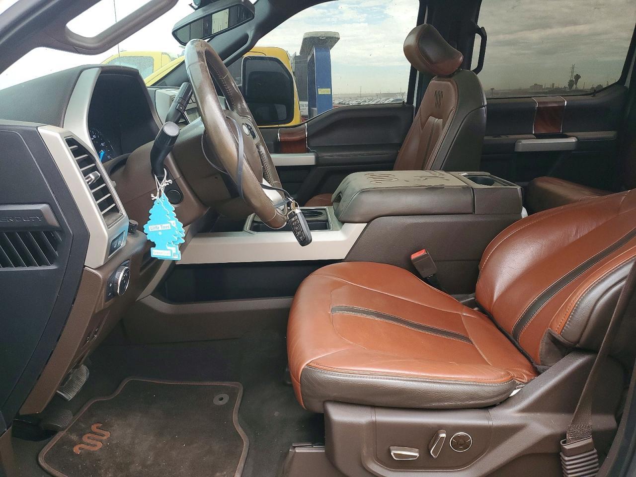 2019 Ford F450 Super Duty - Фото 7