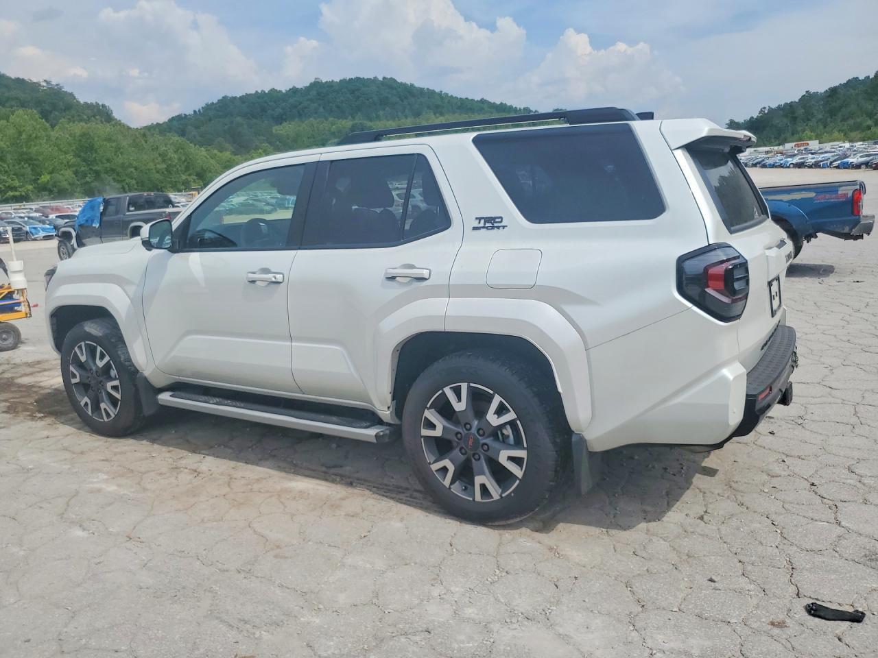 2026 Toyota 4Runner Trd Sport Premium - Image 2