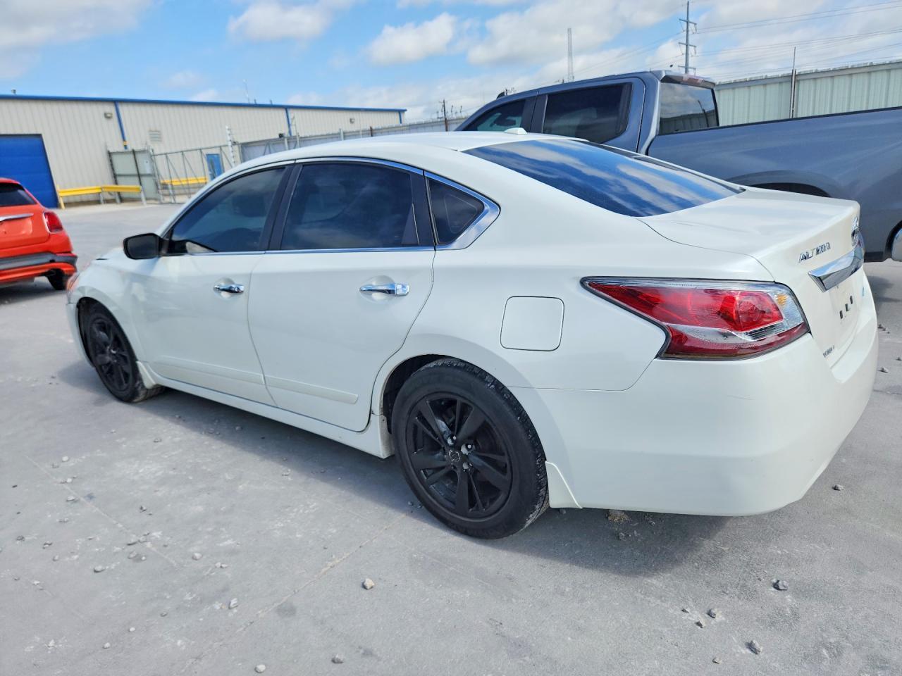 2013 Nissan Altima 2.5 - Image 2