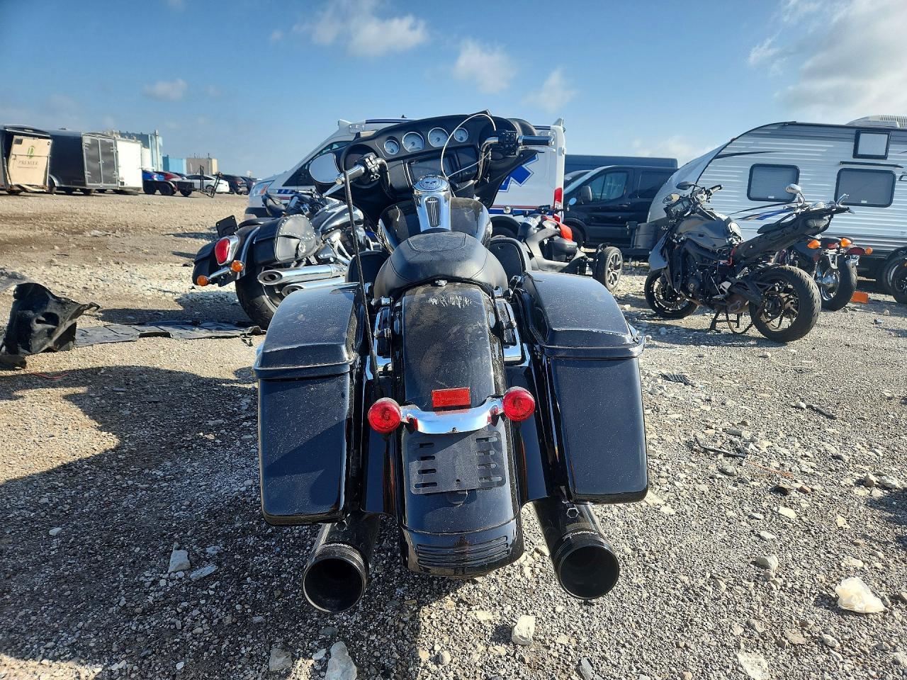 2017 Harley-Davidson Flhx Street Glide - Фото 4