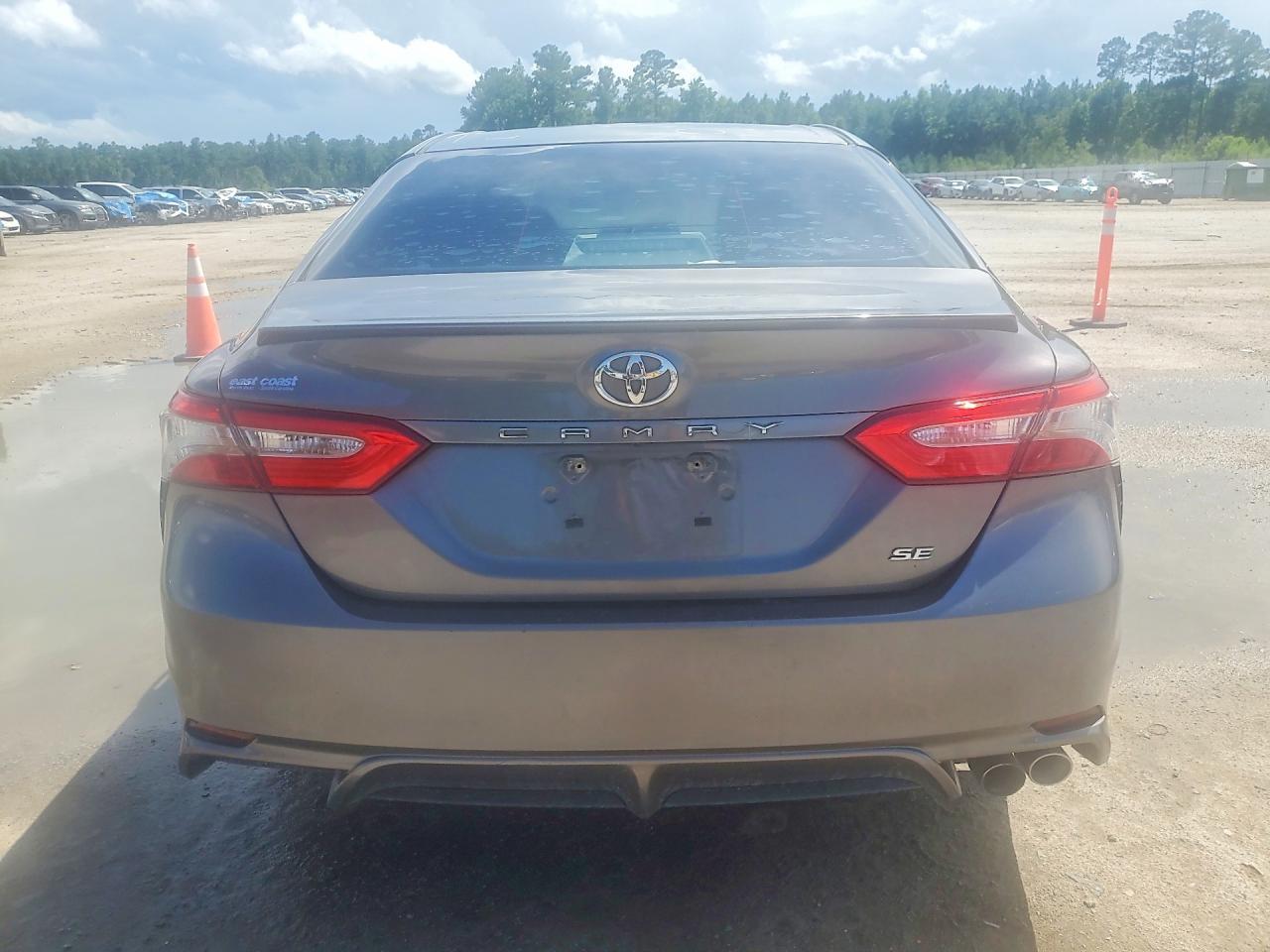 2018 Toyota Camry Se - Фото 6