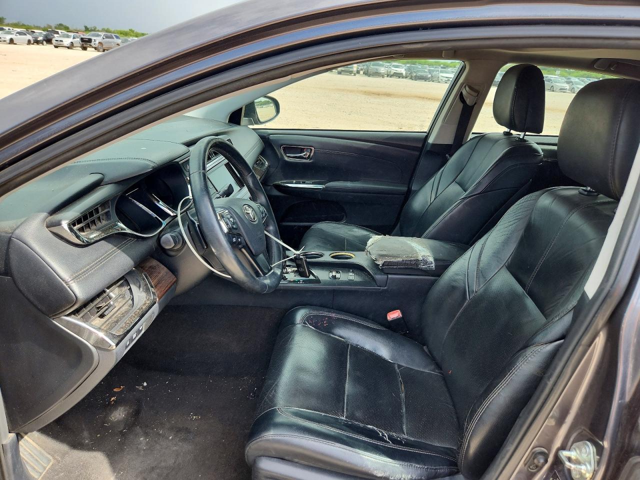 2014 Toyota Avalon Limited - Image 7