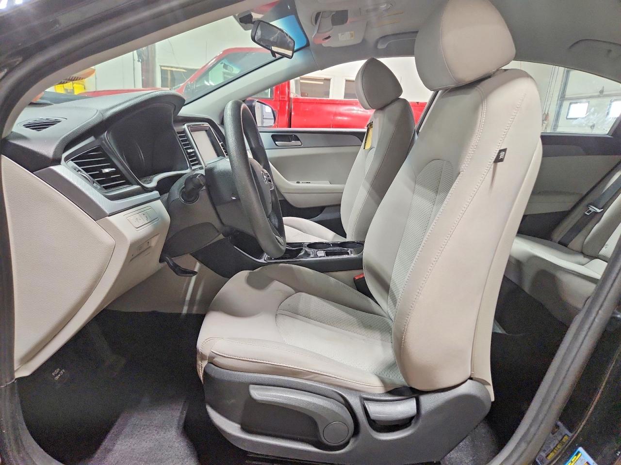 2018 Hyundai Sonata Se - Image 7