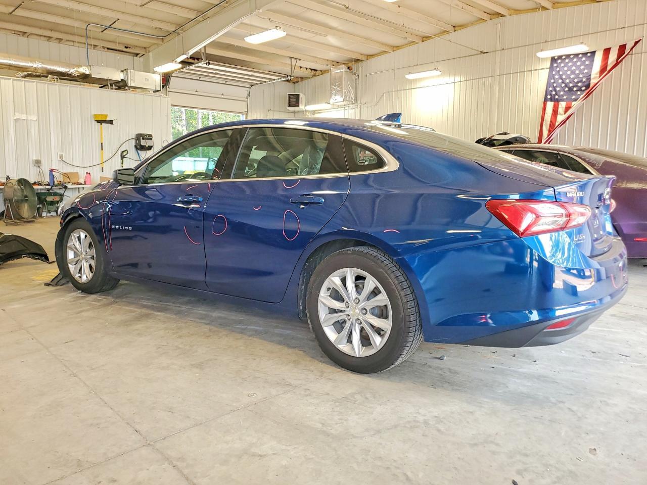 2019 Chevrolet Malibu Lt - Фото 2